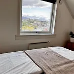 Fjord-view Retreat With Free Parking And Fast Internet Апартаменты *