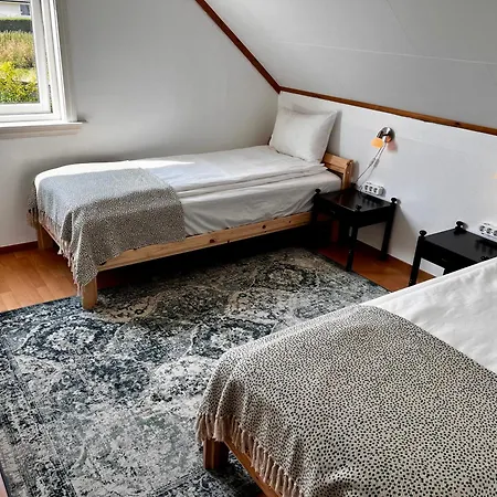 Fjord-view Retreat With Free Parking And Fast Internet