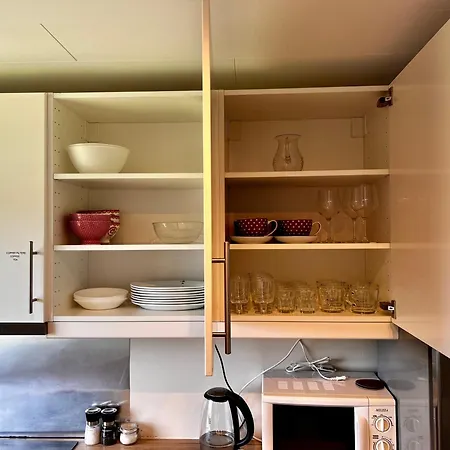 Fjord-view Retreat With Free Parking And Fast Internet