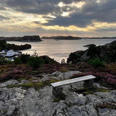 Apartamento Fjord-view Retreat With Free Parking And Fast Internet *