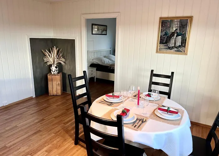 Apartman Fjord-view Retreat With Free Parking And Fast Internet *