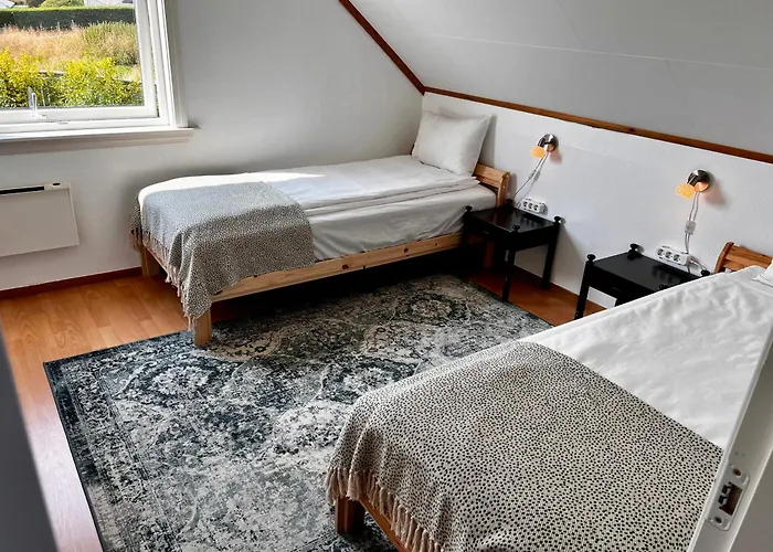 Fjord-view Retreat With Free Parking And Fast Internet