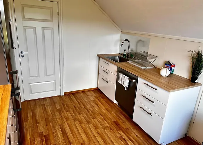 Fjord-view Retreat With Free Parking And Fast Internet Apartman *