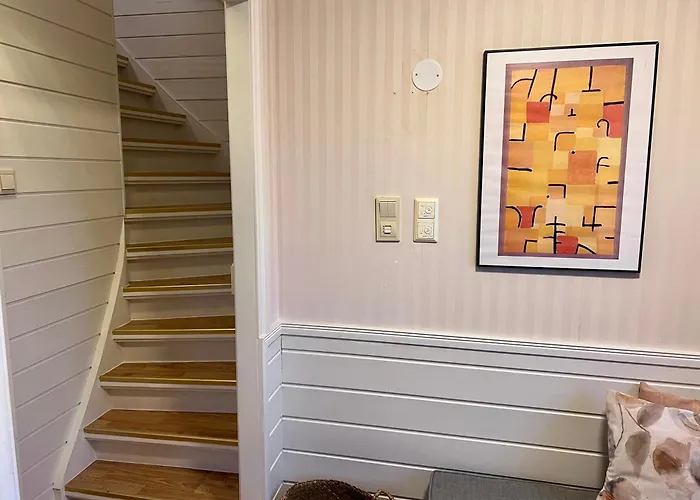 Apartment Fjord-view Retreat With Free Parking And Fast Internet *